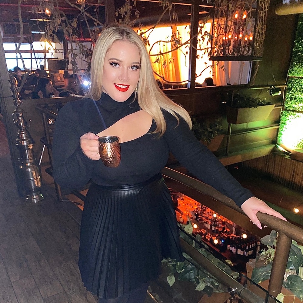 Meet your Posher, Kara